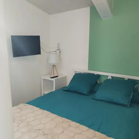 Entier Et Parking Privé *